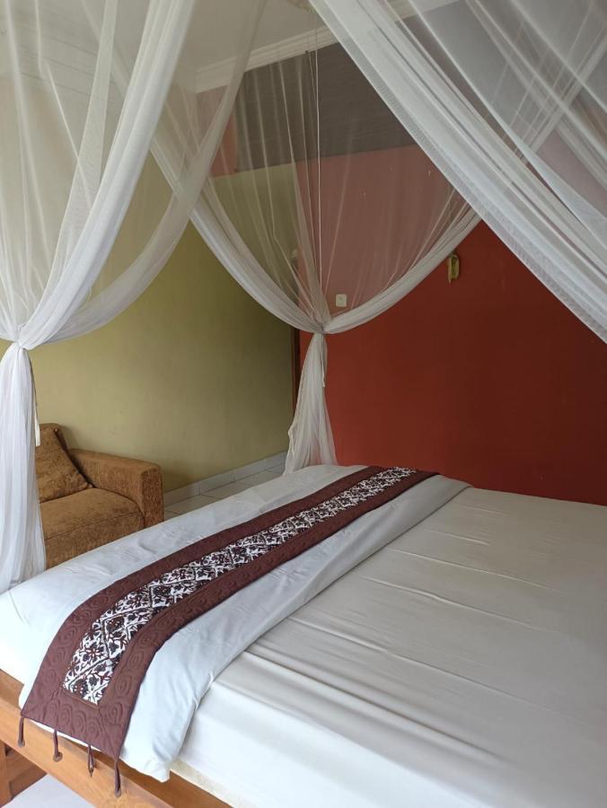 Dalum Homestay Amed Kültér fotó
